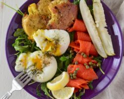 Poached Egg & Smoked Salmon Salad